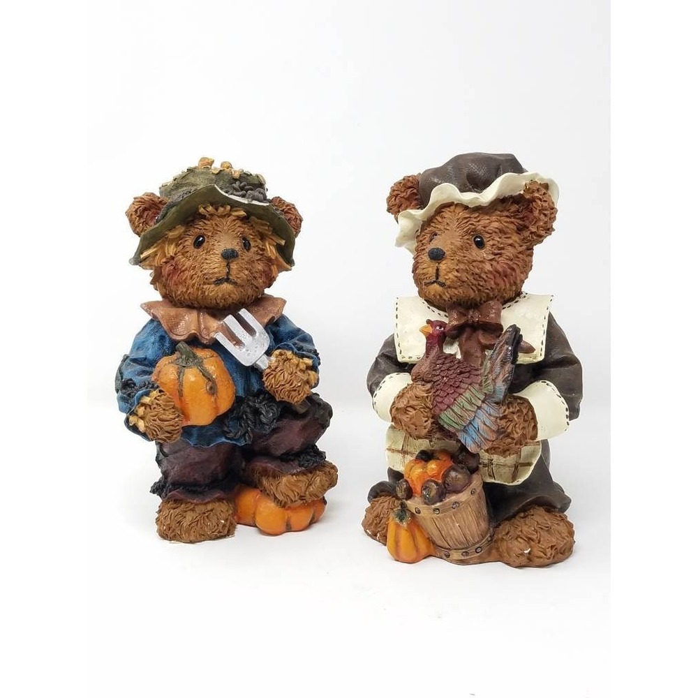 Vtg Harvest bear resin figurine Thanksgiving fall home decor set of 2 farmhouse